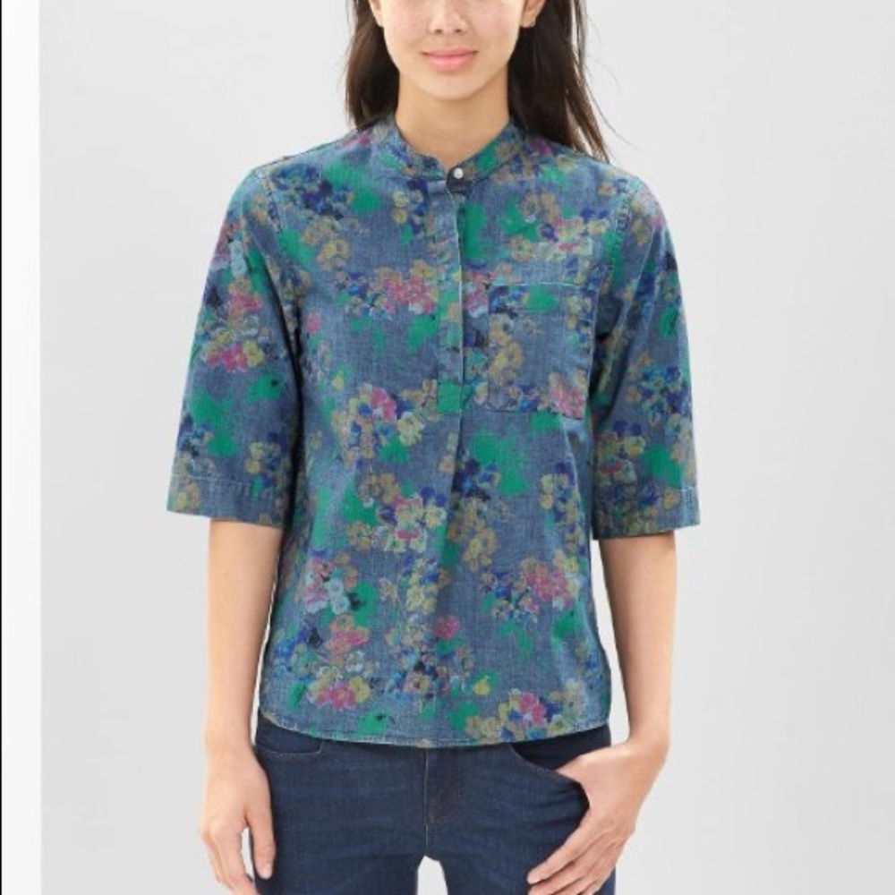 GAP Floral Denim Chambray Henley Shirt